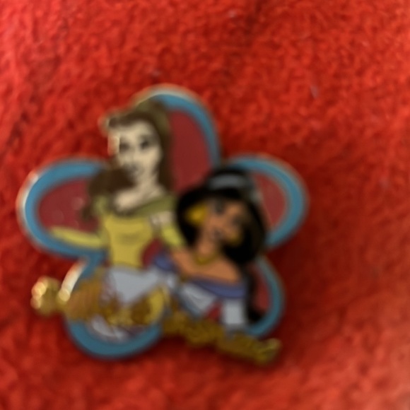 Disney collector pins - Picture 6 of 6